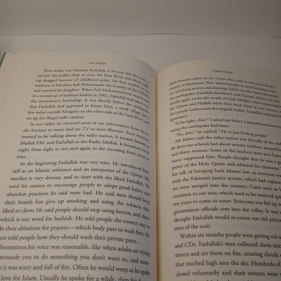 I Am Malala Hardcover Book. Malala Yousafzai Biography Book by Christina Lamb. - Picture 9 of 14